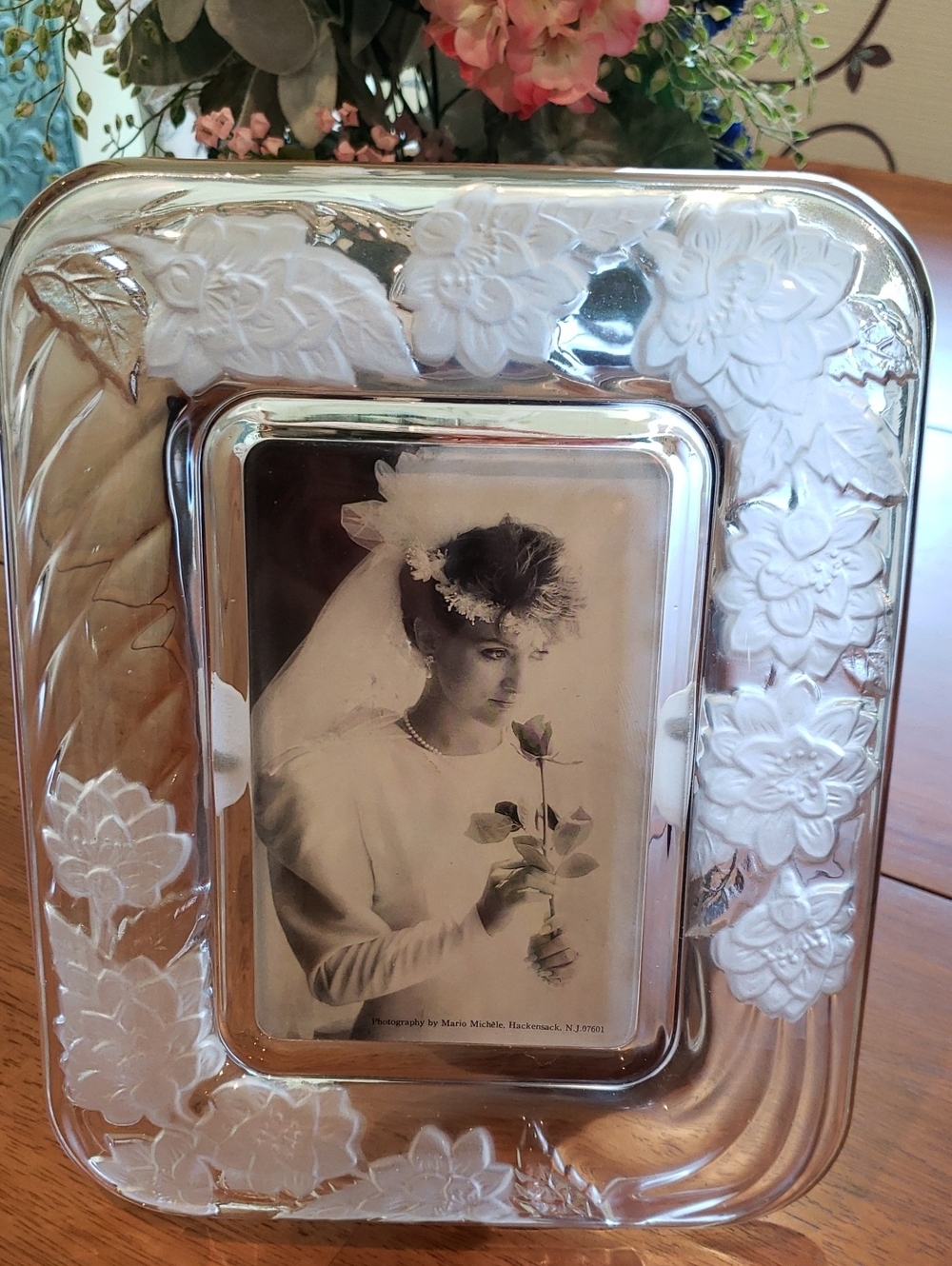 Crystal Clear Signatures Floral Photo Frame